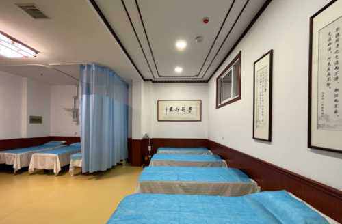 太原登貴堂醫療管理萬柏林迎澤西大街中醫門診部 依托總公司授權，規范開展經營活動